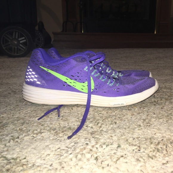 Nike Shoes - Women's lunartempo running shoes. Size 8.5